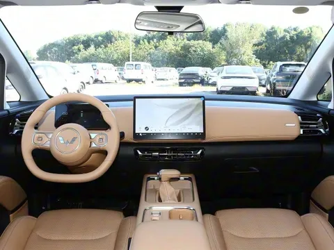 Hãng xe Trung Quốc ra mắt MPV 7 chỗ 'full option' giá chỉ 500 triệu: Có đủ xăng - hybrid - điện, rộng rãi như xe 1 tỷ, ghế ngả thành giường