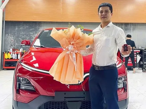 Thợ sửa điện nước bán Toyota Vios mua VinFast VF 6, sau 2 năm lăn bánh 140.000km lần đầu nói thật về xe, thừa nhận thêm về ‘ngã rẽ mới’