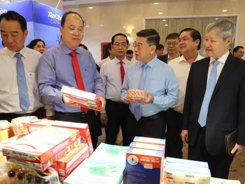 "Thủ phủ tôm, cua" Cà Mau muốn thu hút thêm nhiều nhà đầu tư, doanh nghiệp