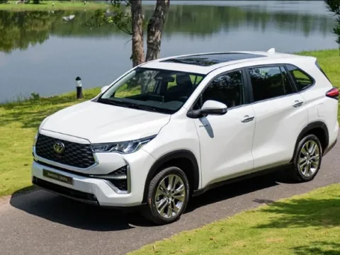 Doanh số xe hybrid tăng 5 tháng liên tiếp, người Việt chuộng xe nào nhất?