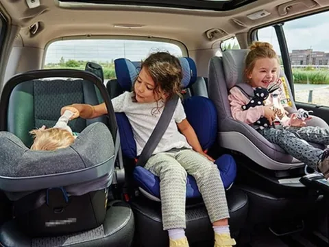 Cách chọn và lắp đặt ghế an toàn cho trẻ em theo chuẩn QCVN 123