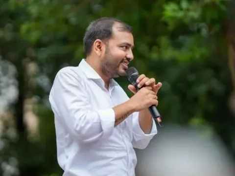 Chàng trai bỏ dở đại học vừa trở thành tỷ phú trẻ nhất Ấn Độ, công ty riêng sắp IPO, ghi nhận doanh thu bùng nổ