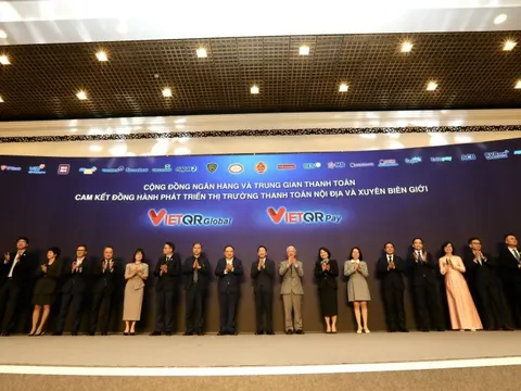 25 ngân hàng, trung gian thanh toán cam kết mở rộng QR thanh toán nội địa, quốc tế