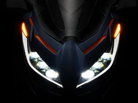 Xe ga phượt của Honda vừa về Việt Nam đã 'chạm trán' đối thủ: Zontes ra mắt bộ đôi trang bị 'trên cơ', giá nhẹ hơn hàng chục triệu