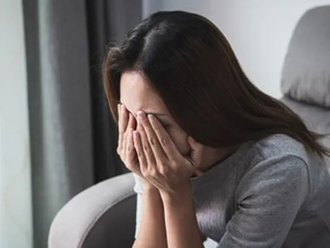 'Trót dại’ với chồng cũ sau 1 đêm say, người phụ nữ lâm vào ngõ cụt