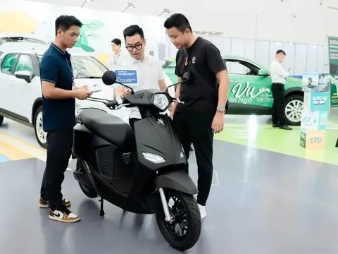 Chuyển sang xe điện sớm, chủ xe mạnh tay chi 34,9 triệu mua VinFast: Sau 2 tháng thẳng thắn kể điều từng lăn tăn và chất lượng xe