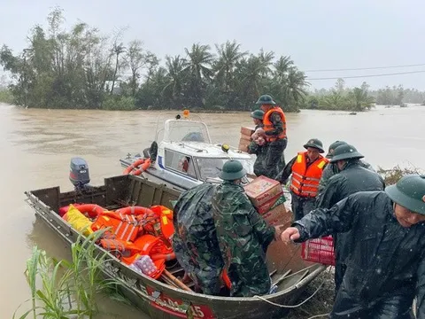 Chính phủ chi thêm 1.100 tỷ đồng cứu trợ 4 tỉnh sau mưa lũ lịch sử