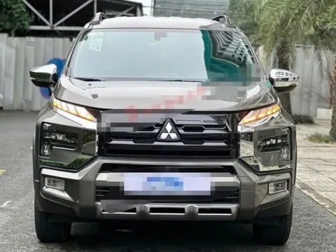 Xpander Cross 2023 lên sàn xe cũ với giá chỉ 500 triệu, chủ xe nói rõ tình trạng xe: Khách xem tuyên bố thẳng một câu