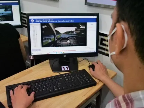 Bộ Công an đề xuất bỏ bài thi mô phỏng trong sát hạch giấy phép lái xe