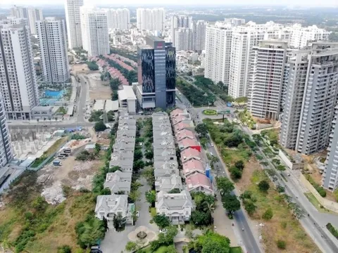 Loạt tuyến phố ở TPHCM 'gánh' hàng trăm tòa chung cư