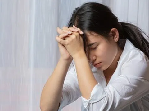 Đám tang mẹ chồng, nàng dâu nhận cái tát trời giáng, cả nhà họp gấp