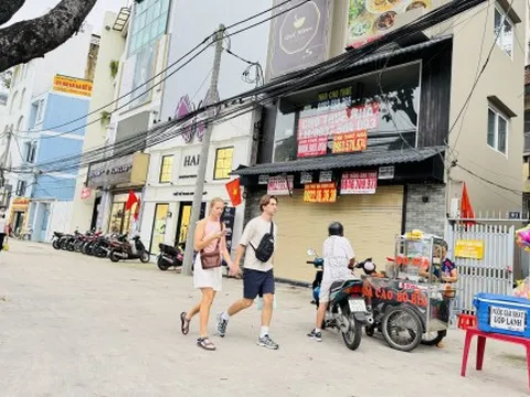 Mặt bằng đắc địa ở TPHCM giảm giá vẫn ế