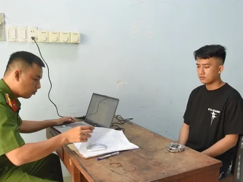 Bắt nam công nhân Nguyễn Trung Tín 25 tuổi