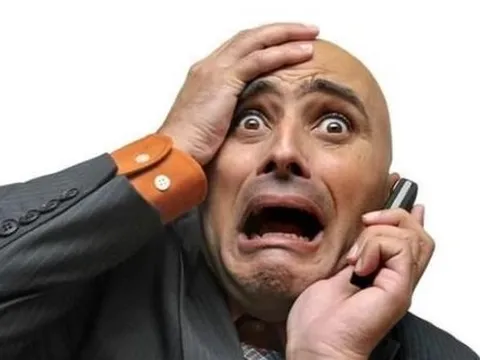 Chuyện gì đây: Tổng giám đốc và dàn lãnh đạo một công ty đồng loạt bán sạch cổ phiếu