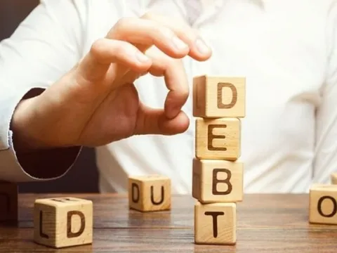 Điều kiện để khách hàng được phân loại lại khoản nợ sang nhóm rủi ro thấp hơn