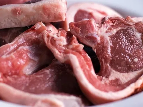 Quốc gia duy nhất chiếm trọn một lục địa vừa chào hàng loại thịt 'xanh - sạch - giàu sắt' tới người tiêu dùng Việt