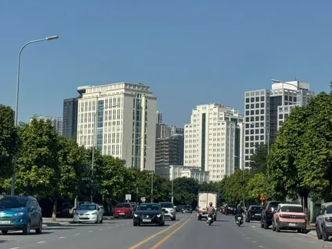 Tín dụng BĐS lập đỉnh, nguồn cung dịch chuyển rõ rệt sang phân khúc trung cấp