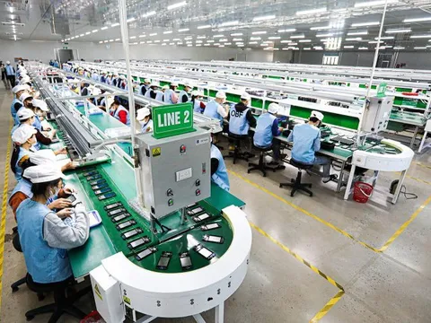 Quy định tiêu chí doanh nghiệp sản xuất thiết bị điện tử được hưởng ưu đãi thuế thu nhập doanh nghiệp