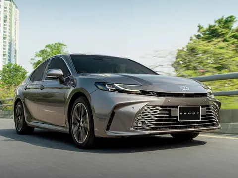 Toyota xứng danh dẫn đầu ngành xe vừa đưa ra tuyên bố mới, khách đã mua xe được hưởng lợi lớn chưa từng có