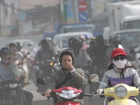 Từ 2027, Hà Nội và TP.HCM 'không chấp nhận' xe sản xuất từ 2017 nếu không đạt điều này