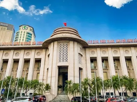 Lãi suất liên ngân hàng tăng vọt lên 7%, Ngân hàng Nhà nước bơm lượng lớn VND hỗ trợ hệ thống