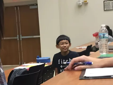 ‘Thần đồng’ từng đạt giải ‘Bạn là nhà hoá học giỏi’ và vinh dự gặp Tổng thống Obama: 19 tuổi được ‘ông lớn’ Google săn đón, thu nhập lên hơn 7 tỷ/năm