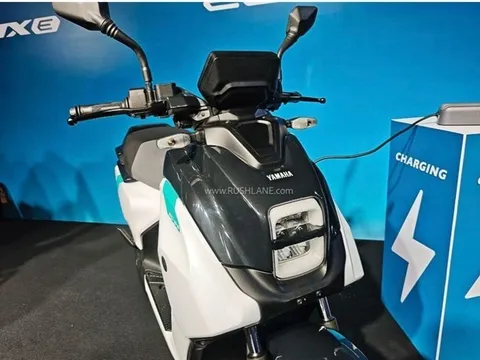 Yamaha gia nhập đường đua xe 'siêu xe máy điện' với bộ đôi thiết kế ấn tượng, cốp rộng, chạy hơn 100 km/1 lần sạc: Giá có 'rẻ như cho'?