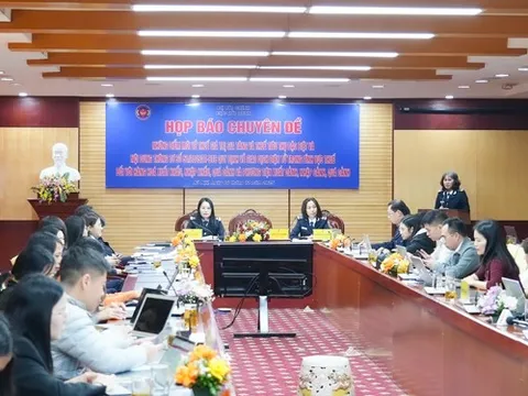 Thu hơn 1.000 tỉ đồng với hàng nhập khẩu giá trị nhỏ