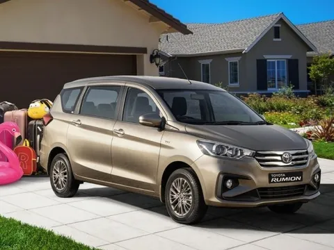 Mẫu MPV 7 chỗ của Toyota khách Việt sẽ thích, giá hơn 300 triệu: 6 túi khí, hàng ghế 2 và 3 thực dụng, thích hợp chạy dịch vụ và phục vụ gia đình