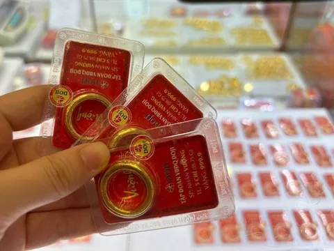 Giá vàng sáng 8/12: Vàng miếng tăng mạnh, chuyên gia cảnh báo rủi ro điều chỉnh