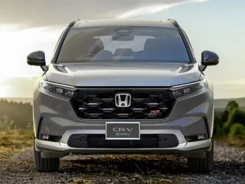 Sau ba năm chờ đợi Honda CR-V mới cuối cùng cũng được mở bán tại thị trường này: Chỉ bán bản hybrid, mức giá quy đổi từ 850 triệu đồng