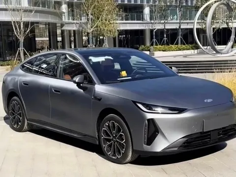 Hãng xe chuẩn bị có nhà máy ở Hưng Yên 'nhá hàng' sedan điện cỡ lớn: Đi hơn 650 km mỗi lần sạc, giá hơn nửa tỷ, dự kiến mở bán từ 2026