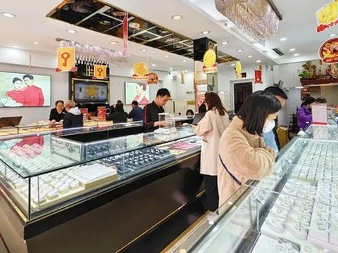 Tuần qua, giá vàng SJC, vàng nhẫn giảm: Nhà đầu tư có thể lỗ tới 4 triệu đồng/lượng sau 1 tuần