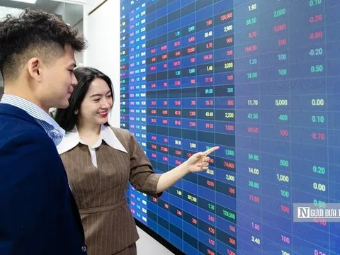 VN-Index hướng đến vùng 1.770 điểm nhưng rủi ro điều chỉnh dần tăng