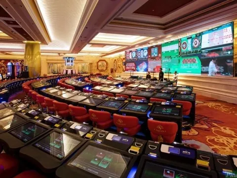 Ý kiến trái chiều về đề xuất tăng giá vé với người Việt chơi casino