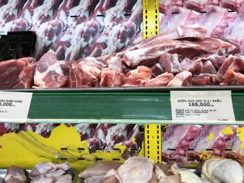 Chưa đầy năm, cả nước chi hơn 1,6 tỉ USD nhập khẩu thịt