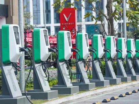 Trạm sạc xe điện công cộng tại Hà Nội sẽ 'mở cửa' cho tất cả: Không phân biệt thương hiệu, không độc quyền hạ tầng