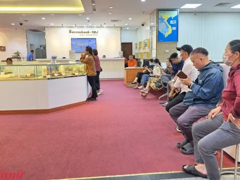 Giá bạc liên tục lập đỉnh, chưa có dấu hiệu ngừng tăng