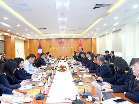 Chia sẻ kinh nghiệm quản lý thuế với Đoàn công tác Thuế Lào