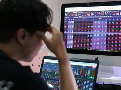 Hàng loạt cổ phiếu "bom tấn" rớt giá thảm sau IPO, nhà đầu tư khóc ròng, vì sao?