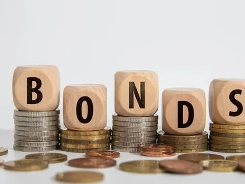 Thị trường trái phiếu nhộn nhịp dịp cuối năm, có doanh nghiệp bất động sản huy động với lãi suất tới 13,5%