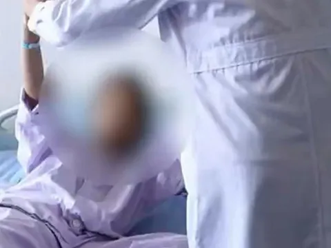 Uống 3 cốc trà sữa một tuần, cô gái xuất hiện triệu chứng "kỳ lạ"