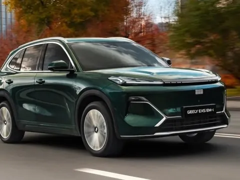 SUV hybrid cắm sạc khách Việt sẽ 'mê tít': Chạy 100 km chỉ tốn hơn 75.000 đồng, công suất 235 mã lực, có hỗ trợ lái tự động, giá có rẻ không?
