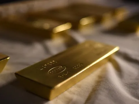 Giá vàng sáng 19/12: Vàng miếng ổn định, vàng nhẫn phân hóa giữa các thương hiệu