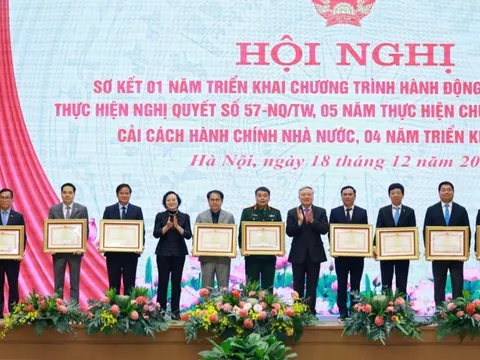 Vietjet nhận Bằng khen của Thủ tướng Chính phủ với thành tích triển khai ứng dụng sinh trắc học trong làm thủ tục bay toàn trình