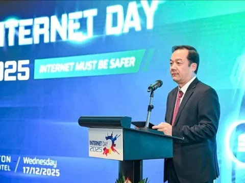 Internet Day 2025: Kiến tạo không gian số tin cậy