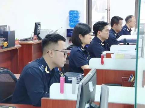 Nhiều đơn vị hải quan thu ngân sách tăng vọt