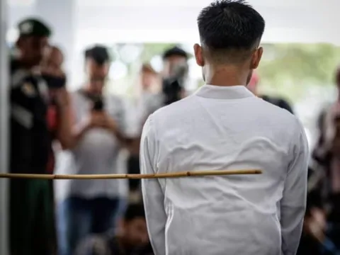 Từ 30/12, Singapore áp dụng hình phạt đánh roi bắt buộc đối với tội phạm lừa đảo