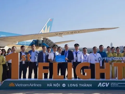 100 hành khách đầu tiên đến sân bay Long Thành