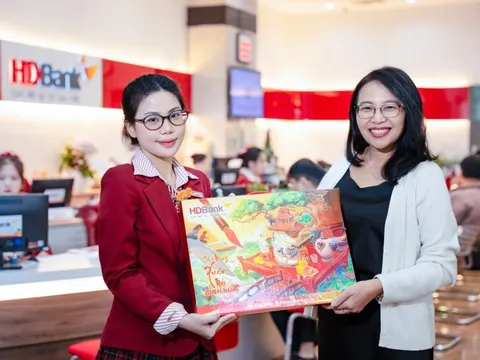 Cổ phiếu HDB vượt đỉnh mọi thời đại trong ngày VN-Index tăng mạnh nhất châu Á